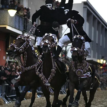 Casa Clessi's * 里奥拉萨尔多